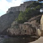 Grbic * Mlini